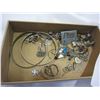 Image 1 : TRAY OF STERLING SILVER JEWELERY
