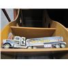 Image 1 : NYLINT PRESSED METAL 18 WHEELER SEMI TRUCK