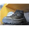 Image 4 : SIZE 10.5 AND 11 HIKING BOOTS