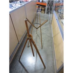 2 VINTAGE WOOD EASELS