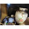 Image 3 : SHELF LOT OF ASAIN TEA SET AND VASE