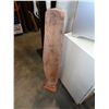 Image 2 : LARGE WOODEN AFRICAN CARVING