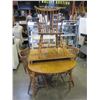 Image 1 : MAPLE DINING TABLE W/ 2 LEAFS AND 5 CHAIRS