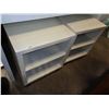 Image 1 : 2 WHITE ROLLING ENDTABLES