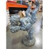 Image 2 : 2 KIDS PLAYING YARD FIGURE