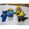 Image 1 : LOT OF 3 SPORTS MASCOTS - GRETZKY, CANUCK, CHARLOTTE HOVNET