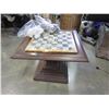 Image 1 : MARBLE CHESSBOARD AND PIECES