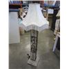 Image 1 : DECORATIVE METAL BASE FLOOR LAMP