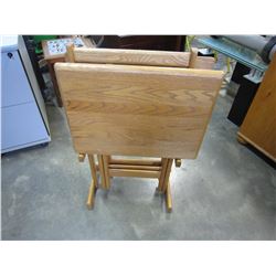 2 OAK TV TRAYS ON STAND