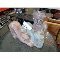 TRIPLE CAT STATUE