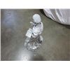 Image 4 : LARGE BIRD BATH AND 4 PIECES OF YARD FIGURES