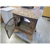 Image 2 : VINTAGE CAST IRON FIRE PLACE