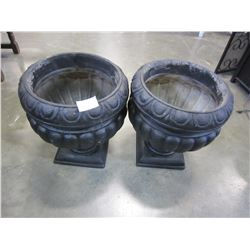 2 BLACK 16"  PLASTIC PEDASTAL PLANTERS