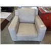 Image 2 : NEW ASHLEY MODERN GREY FABRIC ACCENT CHAIR, RETAIL $799