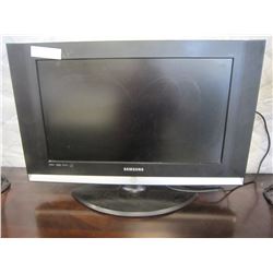 SAMSUNG 26" TV