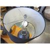 Image 2 : MODERN CERAMIC ACRYLIC TABLE LAMP