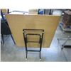 Image 2 : FOLDING TABLE