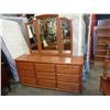Image 1 : OAK 9 DRAWER DRESSER W/ MIRROR