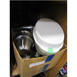 BOX OF STAINLESS BAR AND KITCHEN ITEMS