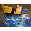 Image 1 : VINTAGE MECCANO MOGUL AND 5 SEALED HOTWHEELS