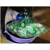 Image 2 : 4 BUCKETS AND 2 AQUA GLOBE SETS AND PEGS