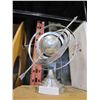 Image 1 : METAL GLOBE DECORATION