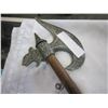 Image 2 : BATTLE AXE