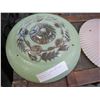 Image 2 : ANTIQUE MILK GLASS LAMP SHADES GREEN AND PINK