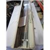 Image 3 : SINGER KNITTING MACHINE
