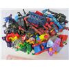 Image 3 : TRAY OF BATMAN AND SPIDERMAN TOYS