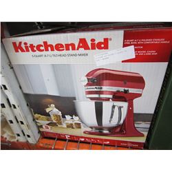 KITCHEN AID MIXER 5 QUART IN BOX - WORKNG