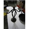 Image 3 : LOT OF 3 CAST IRON POT FRYING PAN W/ CAST CANDLE STAND