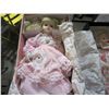 Image 8 : 3 ASHTON DRAKE DOLLS