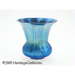 AN AMERICAN ART GLASS VASE RSteuben, c.1905 R RTh