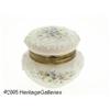 Image 1 : AN AMERICAN GLASS LIDDED DRESSER BOX RWavecrest, 