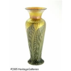 AN AMERICAN IRIDESCENT GOLD ART GLASS VASE RLundb