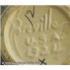 Image 3 : AN AMERICAN 'WHITE ROSE' POTTERY JUG RRoseville, 
