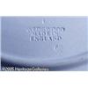 Image 2 : THREE ENGLISH BLUE JASPERWARE CERAMIC ITEMS RWedg