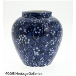 AN ENGLISH PORCELAIN VASE RMinton, c.1909 R RThe 