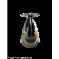 A SATIN AND OPALESCENT GLASS VASE RRichardson Gla