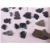 Image 9 : Native American Arrowhead Artifacts Collection