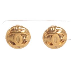 Chanel Gold CC Round Disk Vintage Clip On Earrings