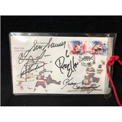 1972 (25th ANNIVERSARY) TEAM CANADA SIGNED VIP POSTCARD W/ HENDERSON/ ELLIS/ COURNOYER/ SAVARD)