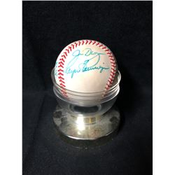 KIRBY PUCKETT SIGNED RAWLINGS BASEBALL (INCLUDES OTHER TWINS PLAYERS)