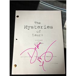 DEBRA MESSING SIGNED "THE MYSTERIES OF LAURA" NBC TV SERIES SCRIPT