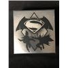 Image 3 : 2016 $10 FINE SILVER COIN BATMAN V SUPERMAN: DAWN OF JUSTICE™ - LOGO