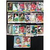 Image 1 : VINTAGE HOCKEY CARD LOT