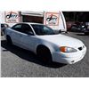 Image 2 : A6 --  2005 PONTIAC GRAND AM SE , White , 161824  KM's  "No Reserve"