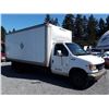 Image 2 : 0A --  2000 FORD E350 CUBE VAN , White , 578685  KM's