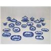 Image 1 : 52 PC. PARTIAL DINNER SET MINIATURE FLOW BLUE DOL